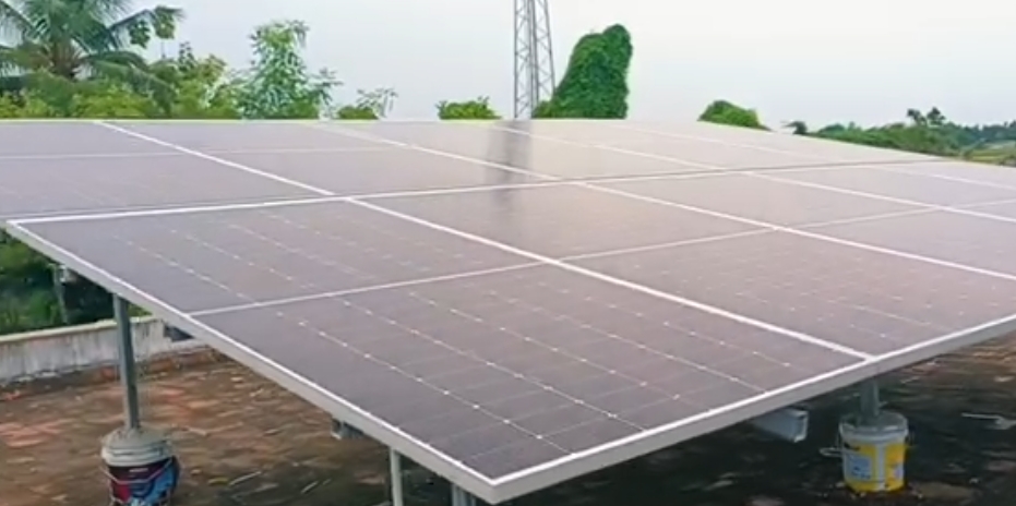 Rooftop solar installation